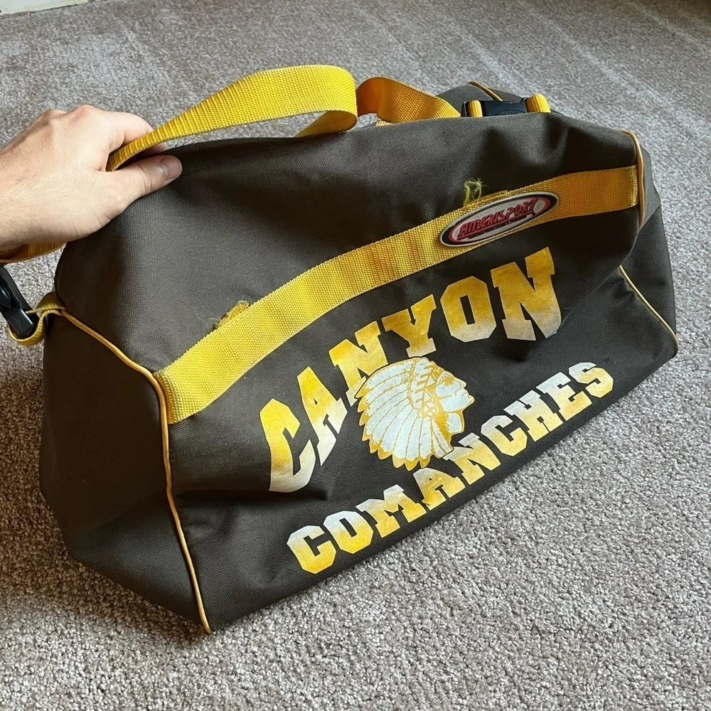 VTG 90’s Brown & Yellow School Duffle Bag